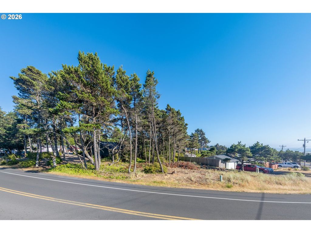 2017 Nw Bayshore Dr, Waldport