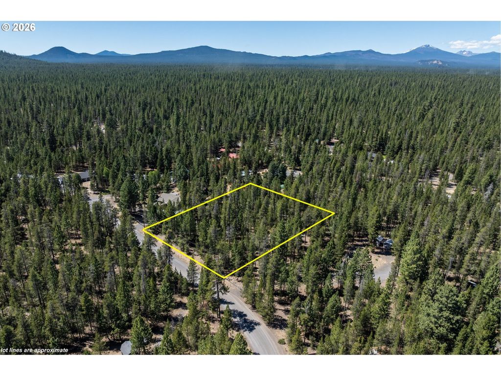 15490 Rainbow Ct, La Pine