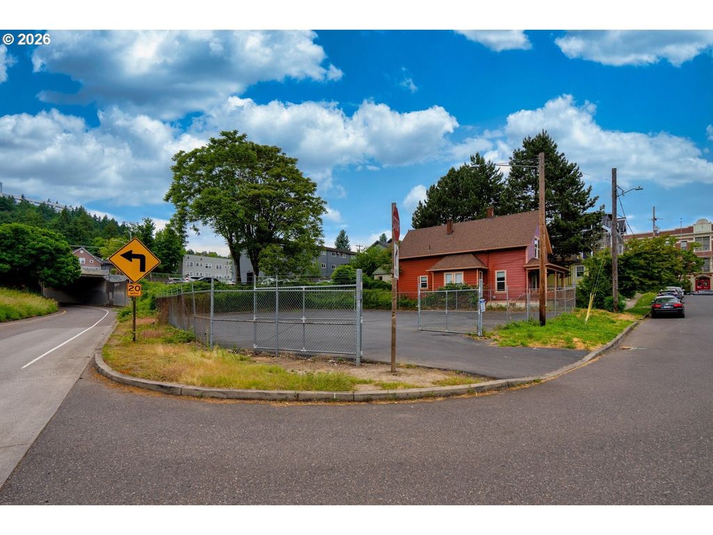 0000 S Water Ave, Portland