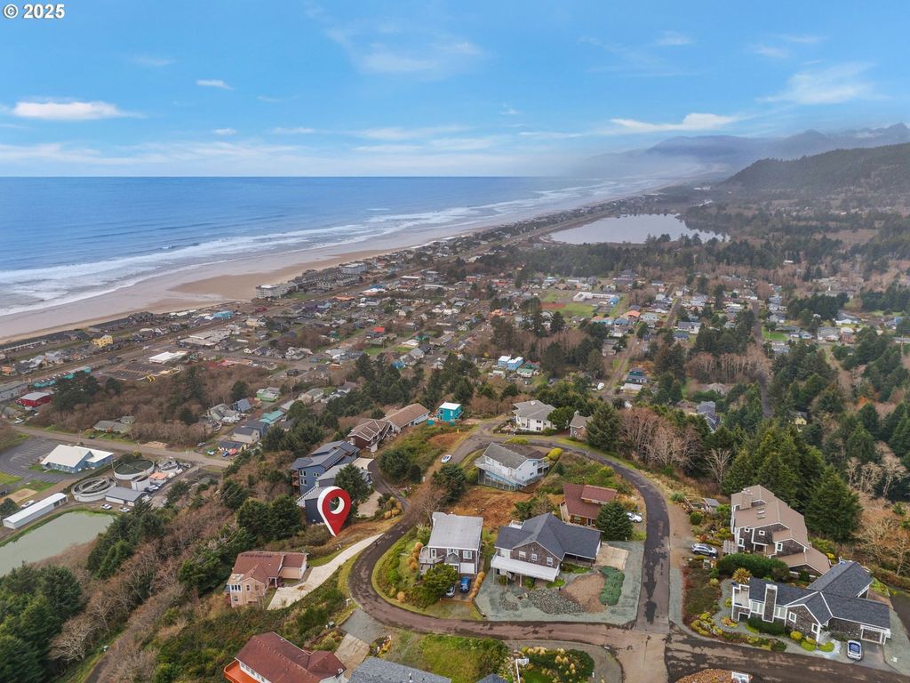 Longview Loop 20, Rockaway Beach