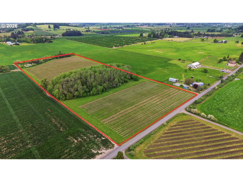 Ne Yamhill Rd, Carlton