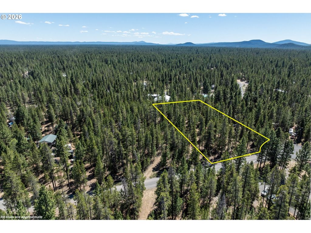 15477 Rainbow Ct, La Pine