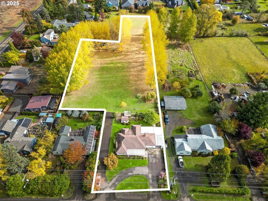 1045 Sw 53rd St, Corvallis