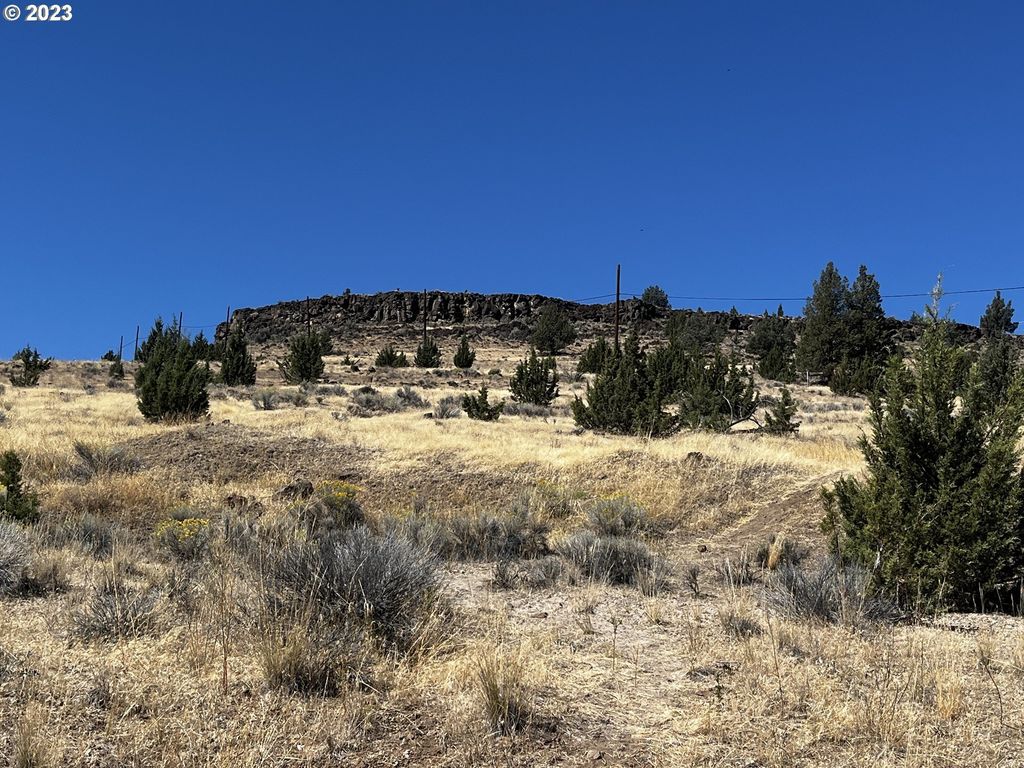 Hwy 197, Maupin