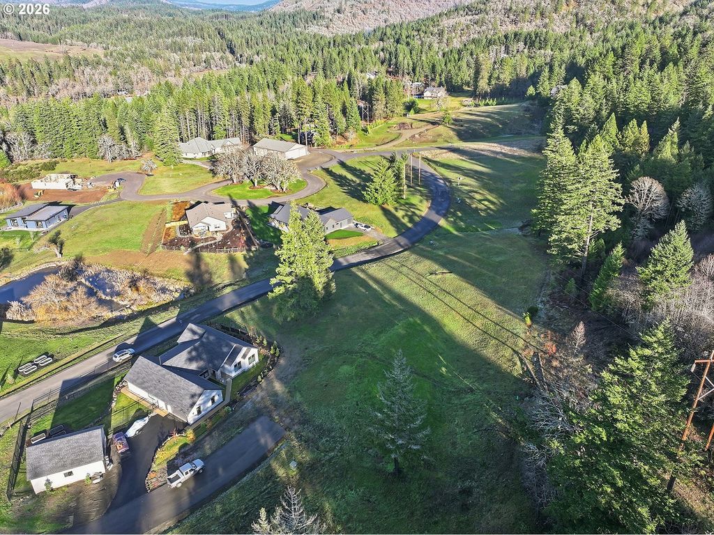 Lot 15 Husum Greens, White Salmon