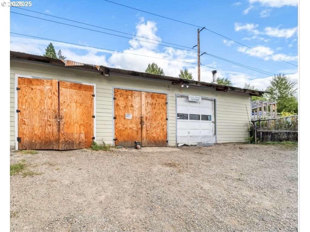 Shop Next To1590 Ivy, Junction City