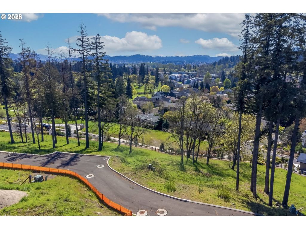 1230 Evening Star Ln, Eugene