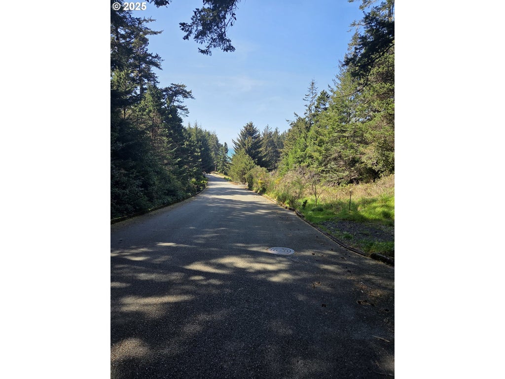 1310 King St, Port Orford