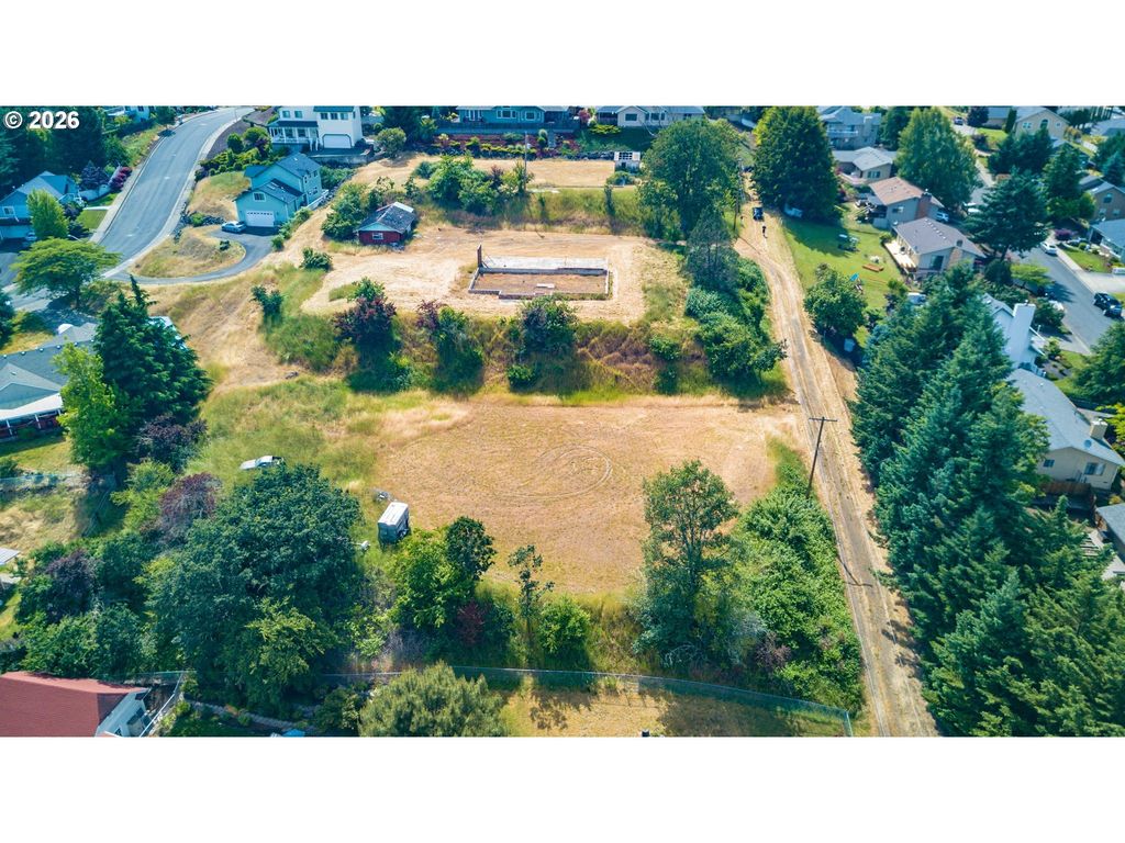 2240 Nw Merle Ave, Roseburg