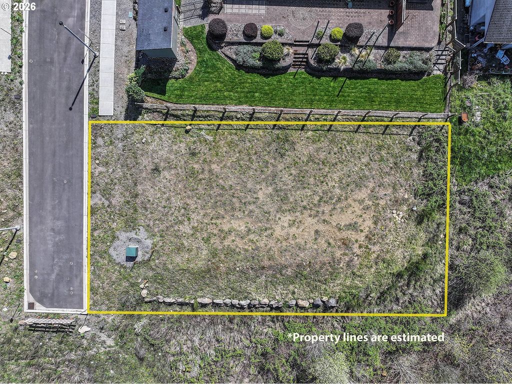 Manchester Dr Lot 83, Cascade Locks