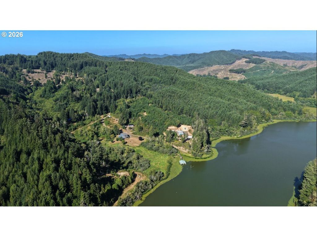 71399 Heavy Horse Rd, Lakeside