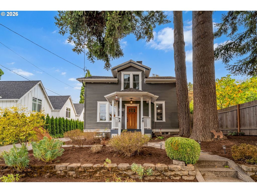 2225 N Humboldt St, Portland