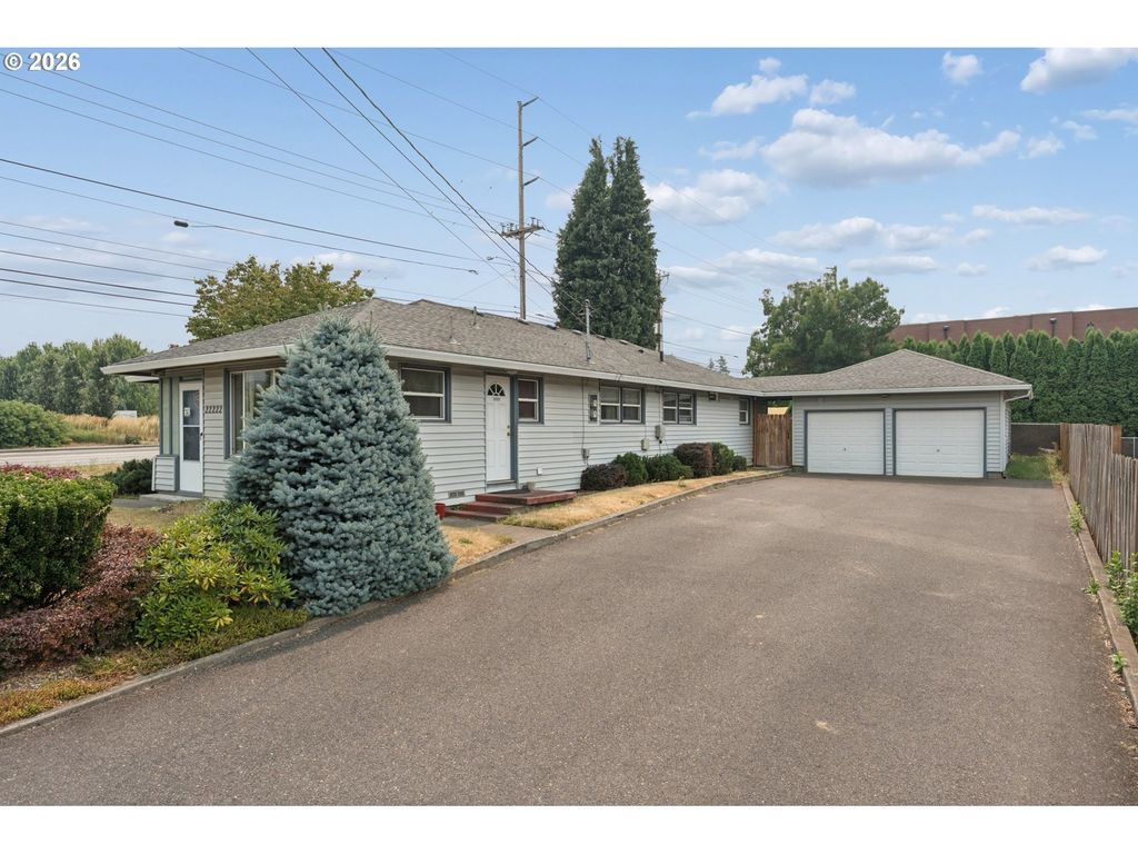 22222 Se Ash St, Gresham