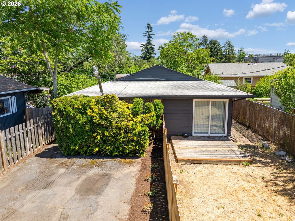 5630 Se 88th Ave, Portland