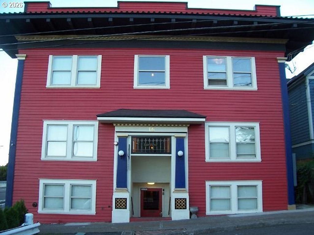 16 Sw Porter St Sw, Portland