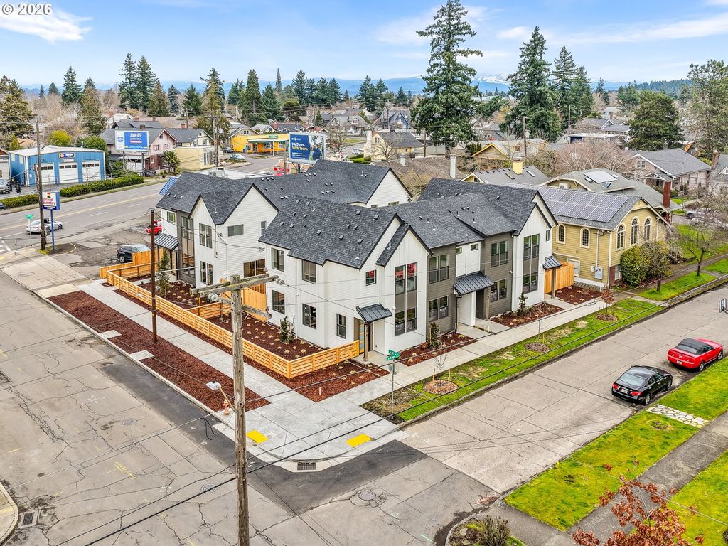 2938 Ne 62nd Ave, Portland