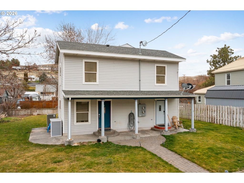 140 S Chase St, Heppner