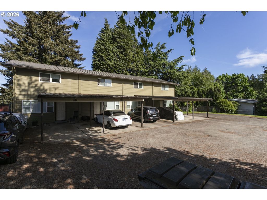 2211 Y St, Vancouver