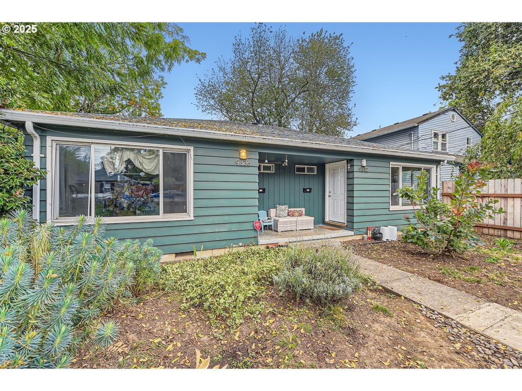 9832 N Clarendon Ave, Portland