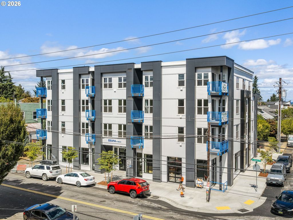 2465 Ne Alberta St, Portland