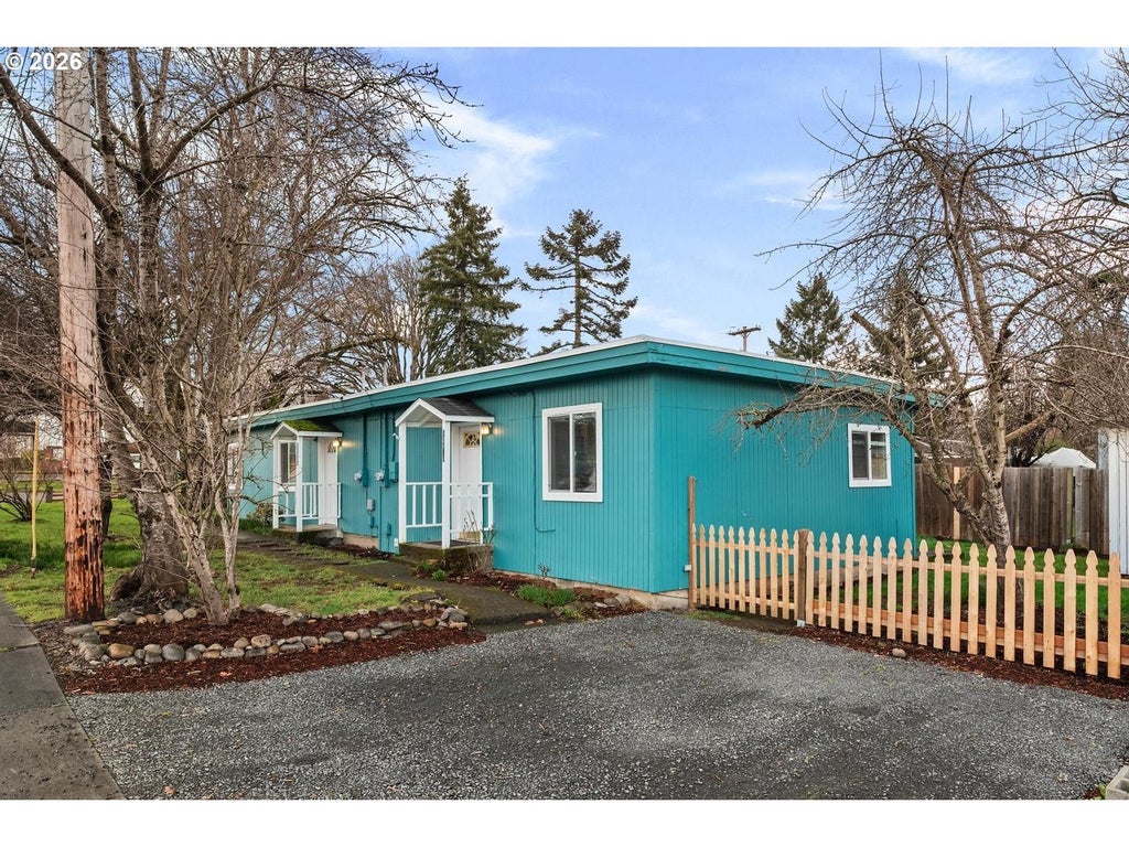 12406 Se Fuller Rd, Milwaukie