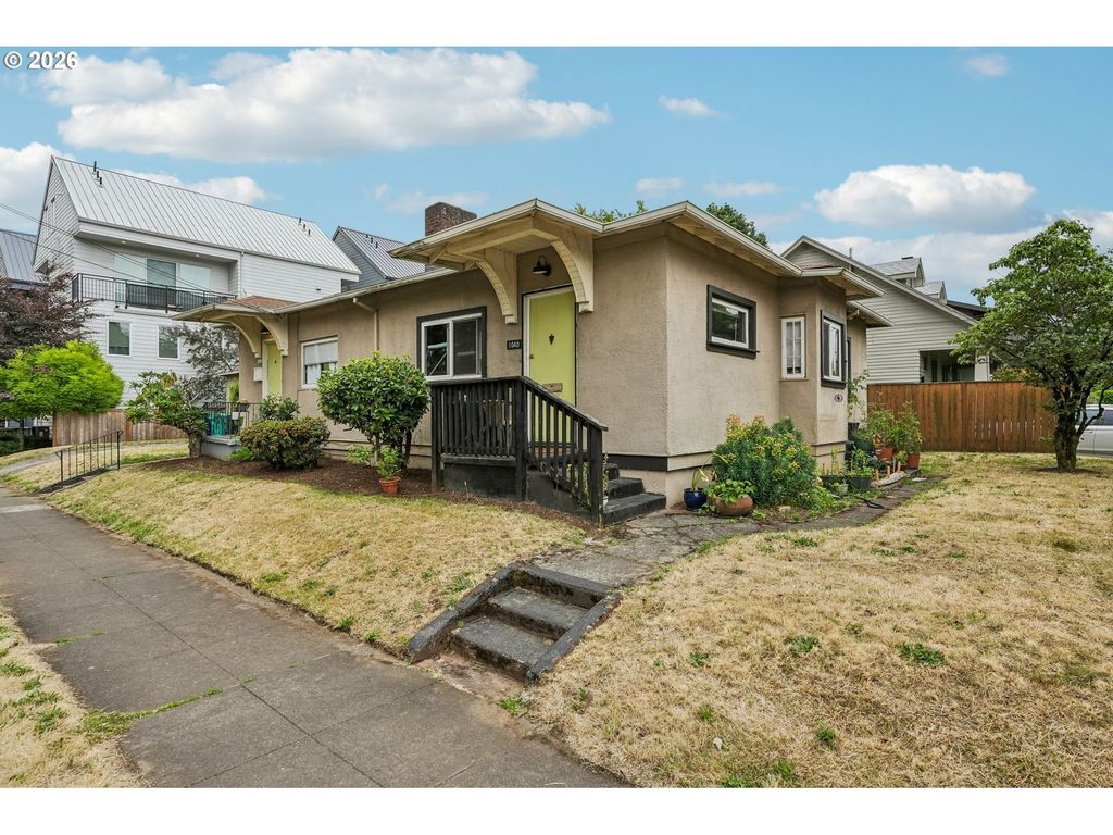 1036 N Ainsworth St, Portland