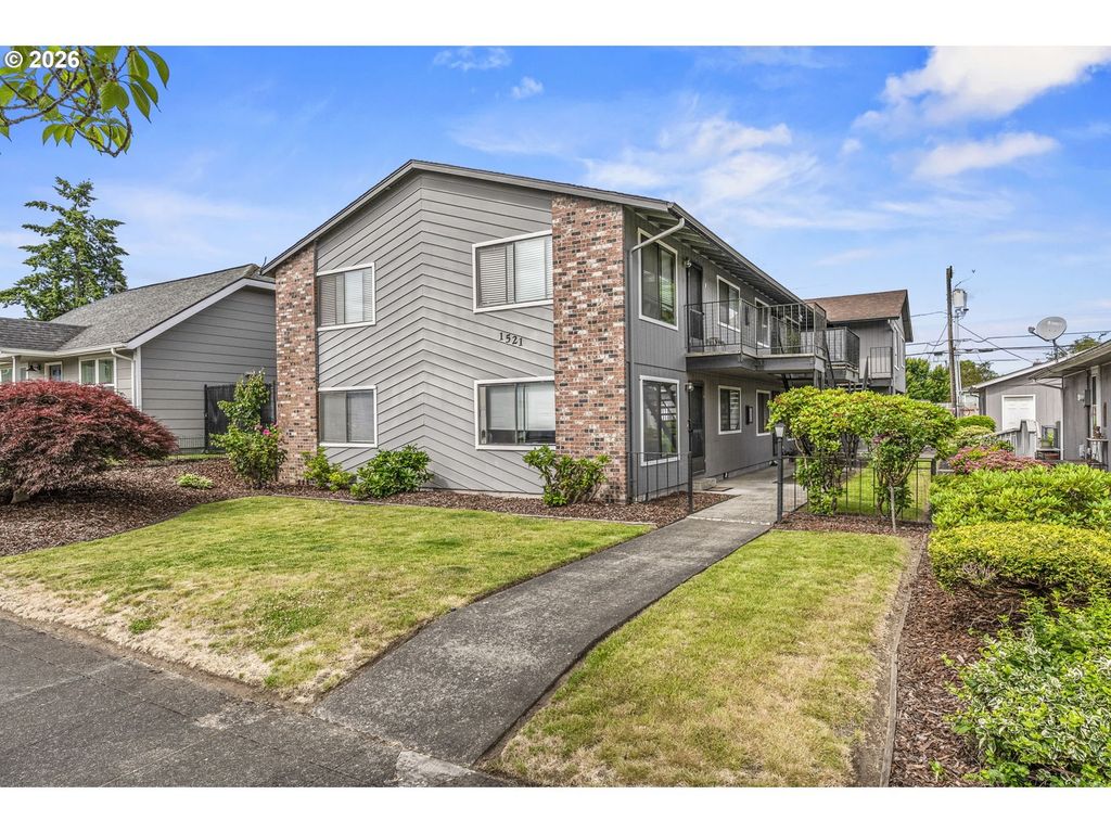 1521 9th Ave, Longview