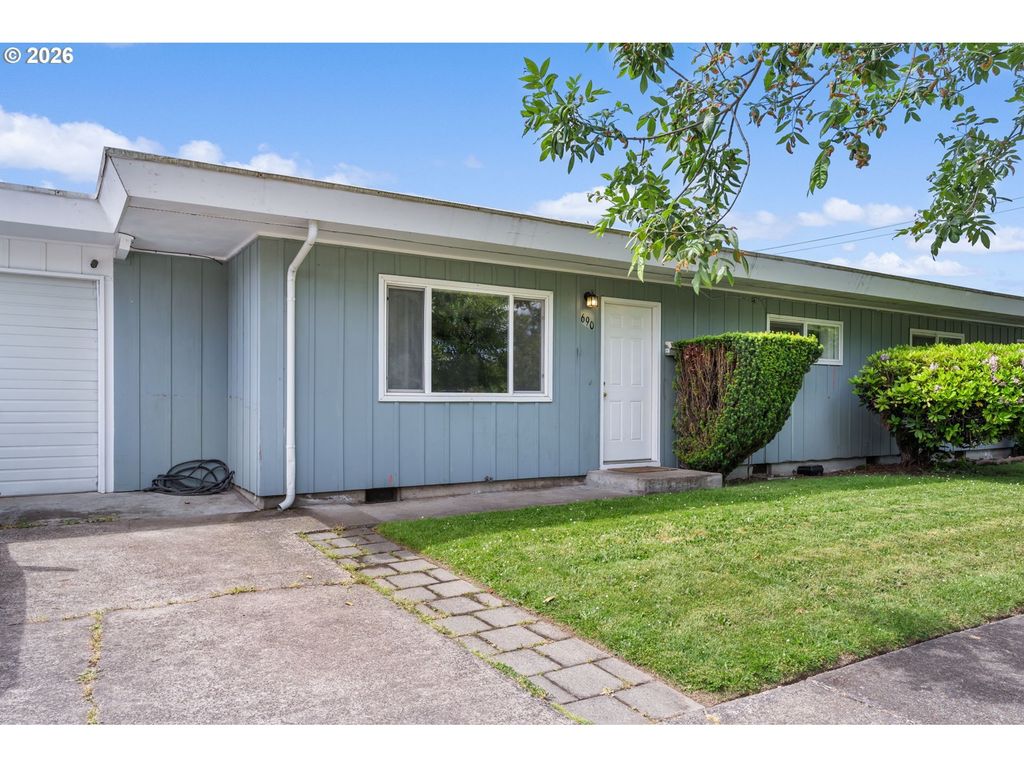 680 E 20th Ave, Eugene
