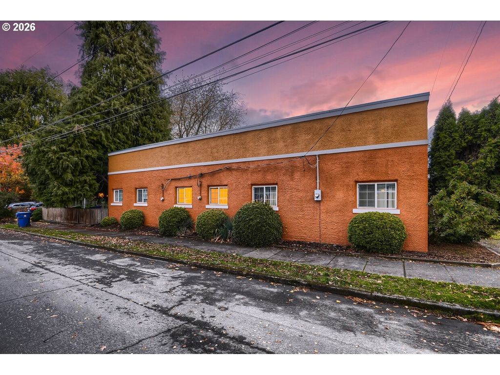 9004 N Mohawk Ave, Portland