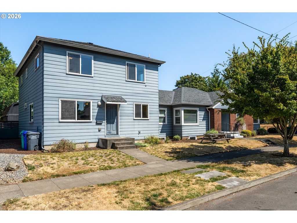 4745 N Amherst St, Portland
