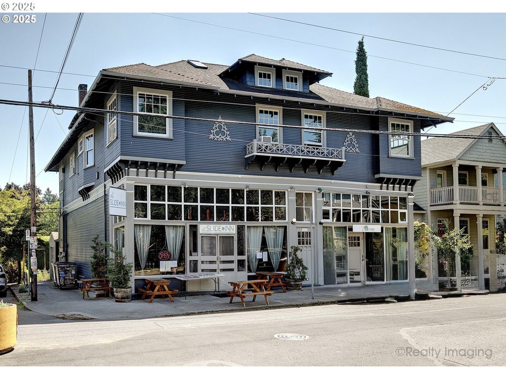 2342 Se Ankeny St, Portland