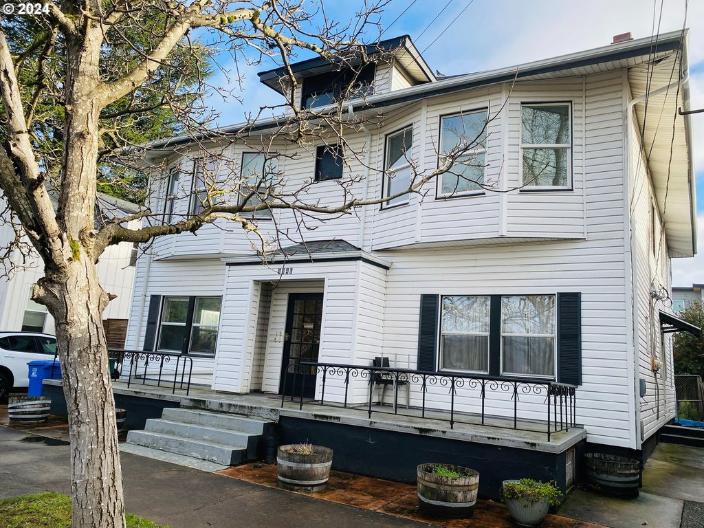 1346 Se 43rd Ave, Portland