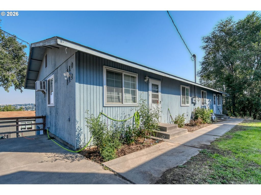 810 Sw 10th St, Pendleton