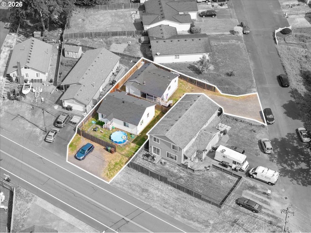 1070 Deer Island Rd, St. Helens
