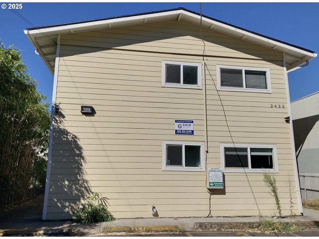 3433 Se 22nd Ave, Portland