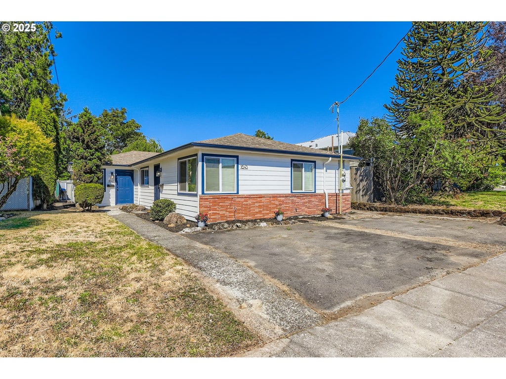 1643 Ne 74th Ave, Portland