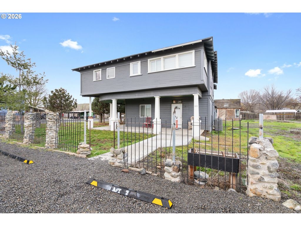 105 Arcade St, Lexington