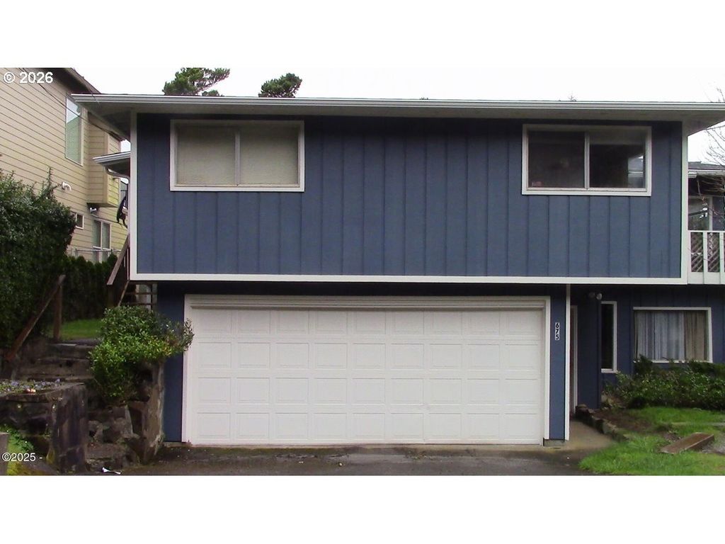 675 Se Keel Ave, Lincoln City