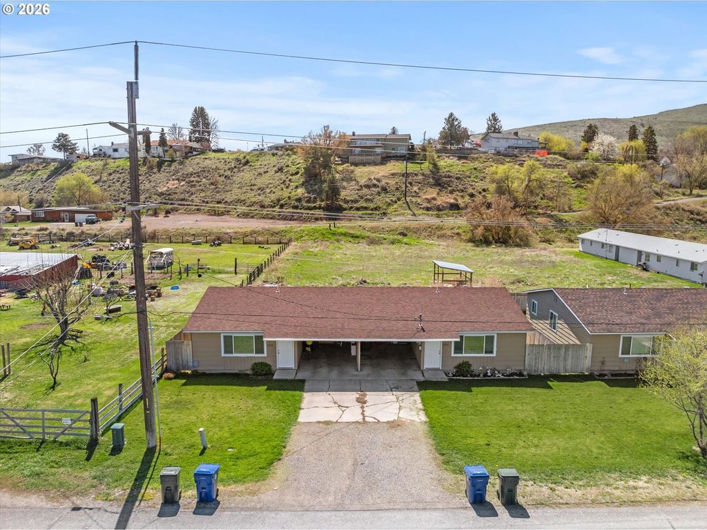 2705/2715 Myrtle St, Baker City