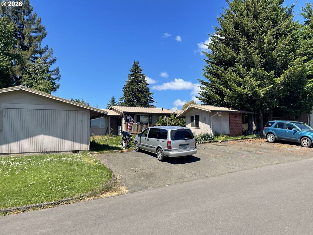 441 Sw Walnut St, Willamina