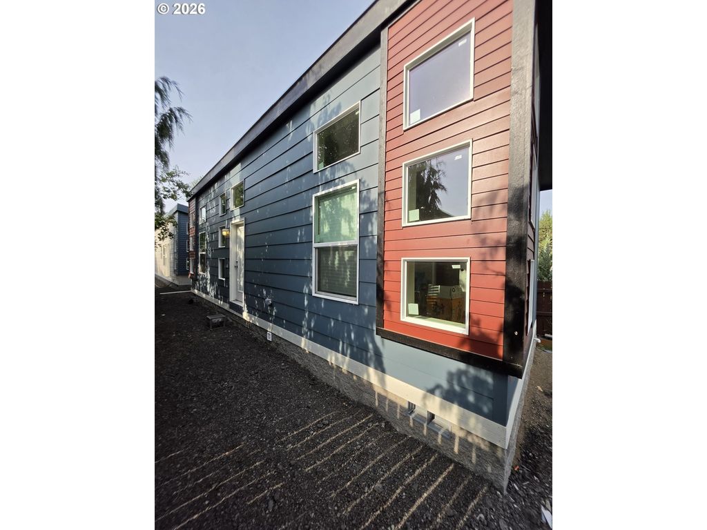 21298 Ne Butler Market Rd, Bend