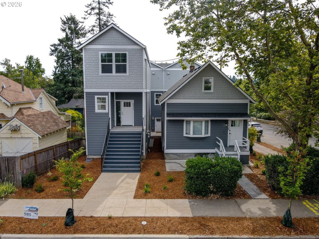 8438 Se 21st Ave, Portland
