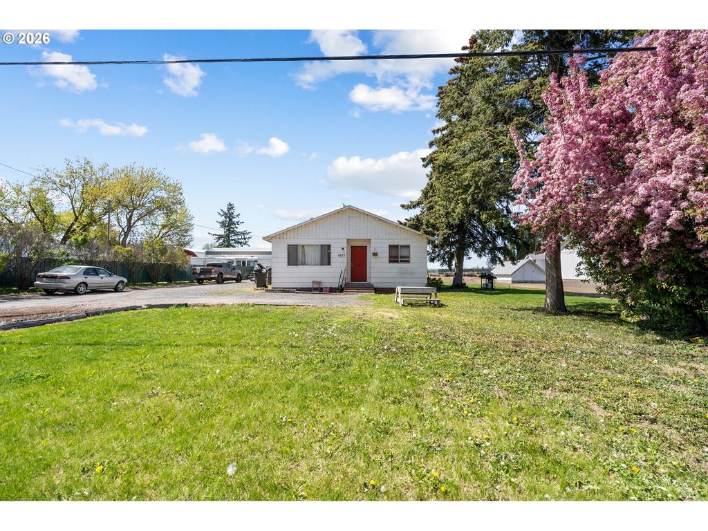 1675 Nw 11th (and 1791-1795) St, Hermiston