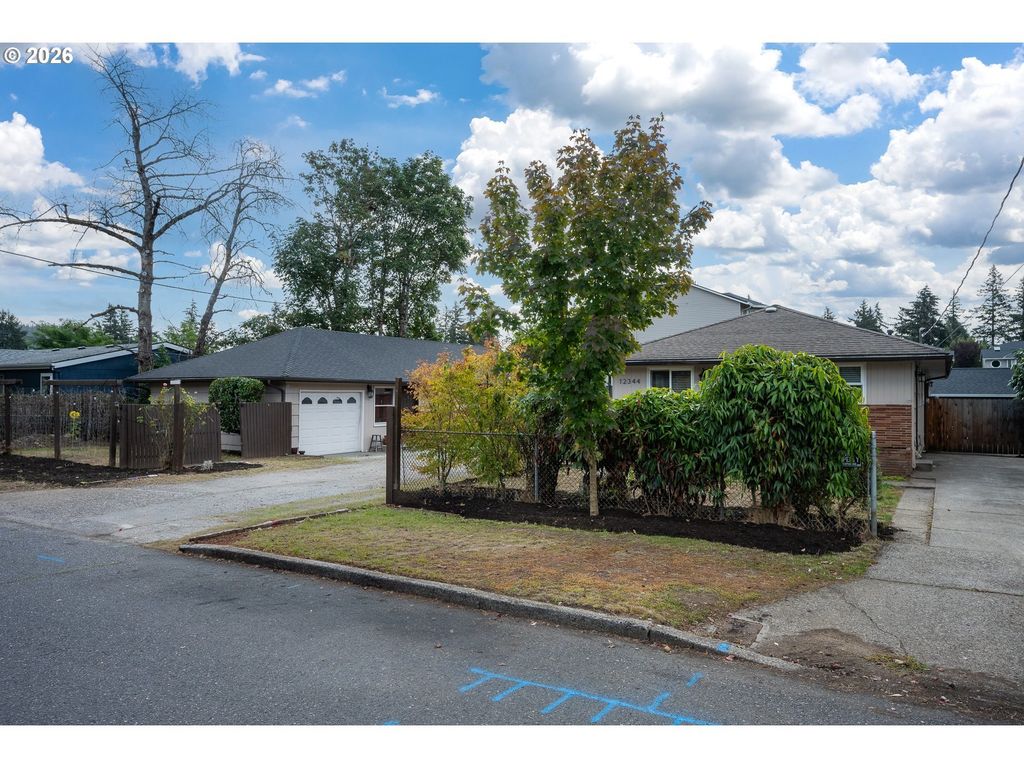 12344 Se Bush St, Portland