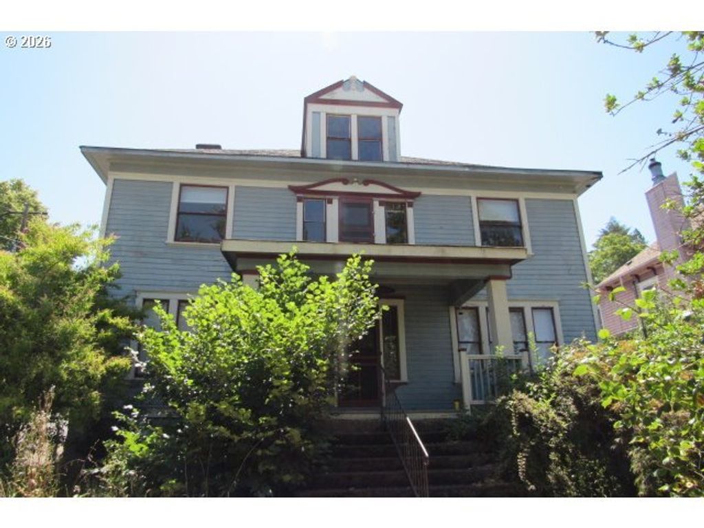 803 Se Kane St, Roseburg
