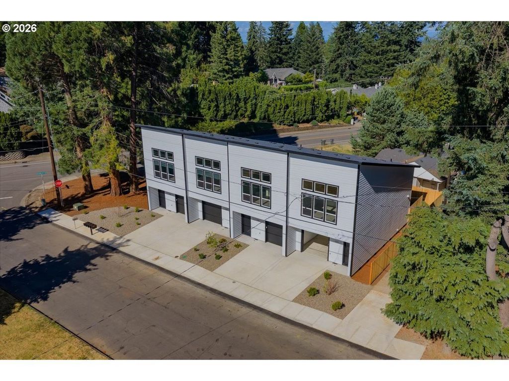1390 Overlook (-1396) Ave Nw, Salem