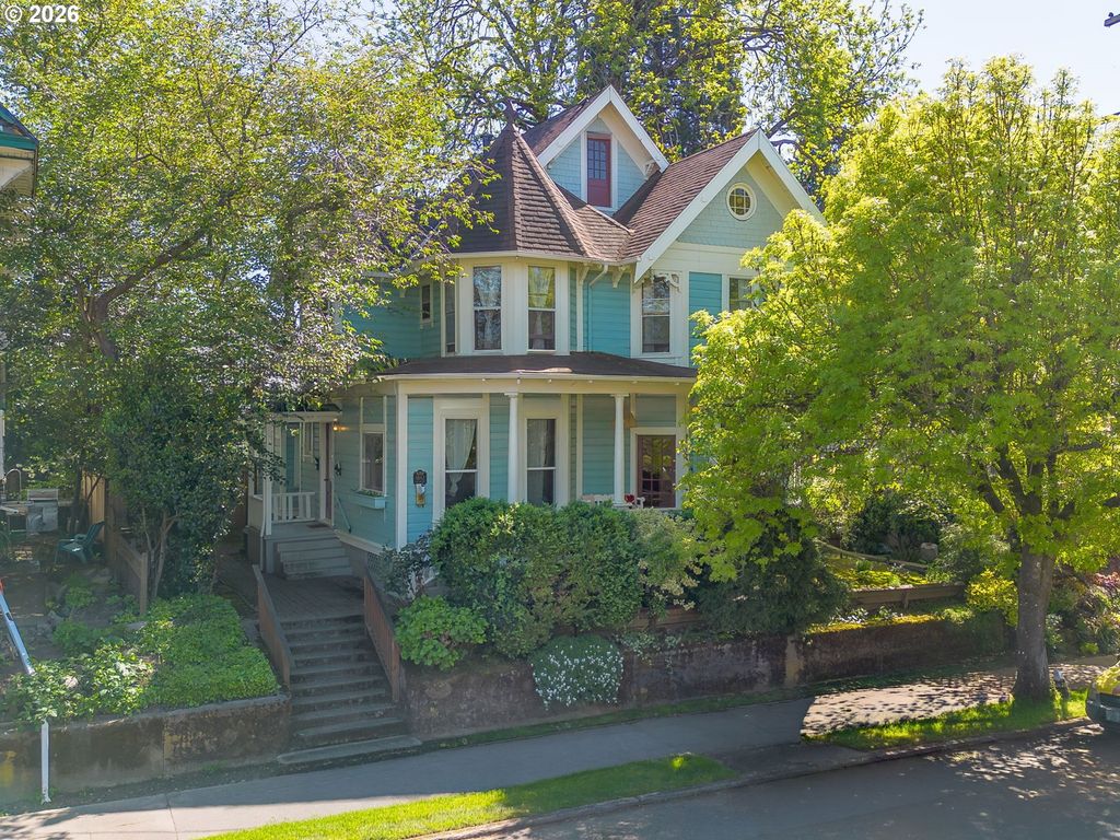 1842 1848 Se Ankeny St, Portland