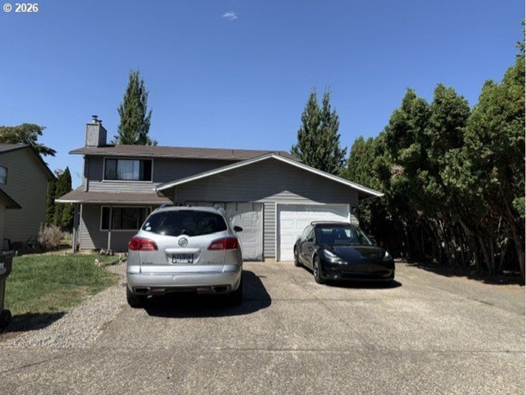 2829 Applewood Ln, Eugene