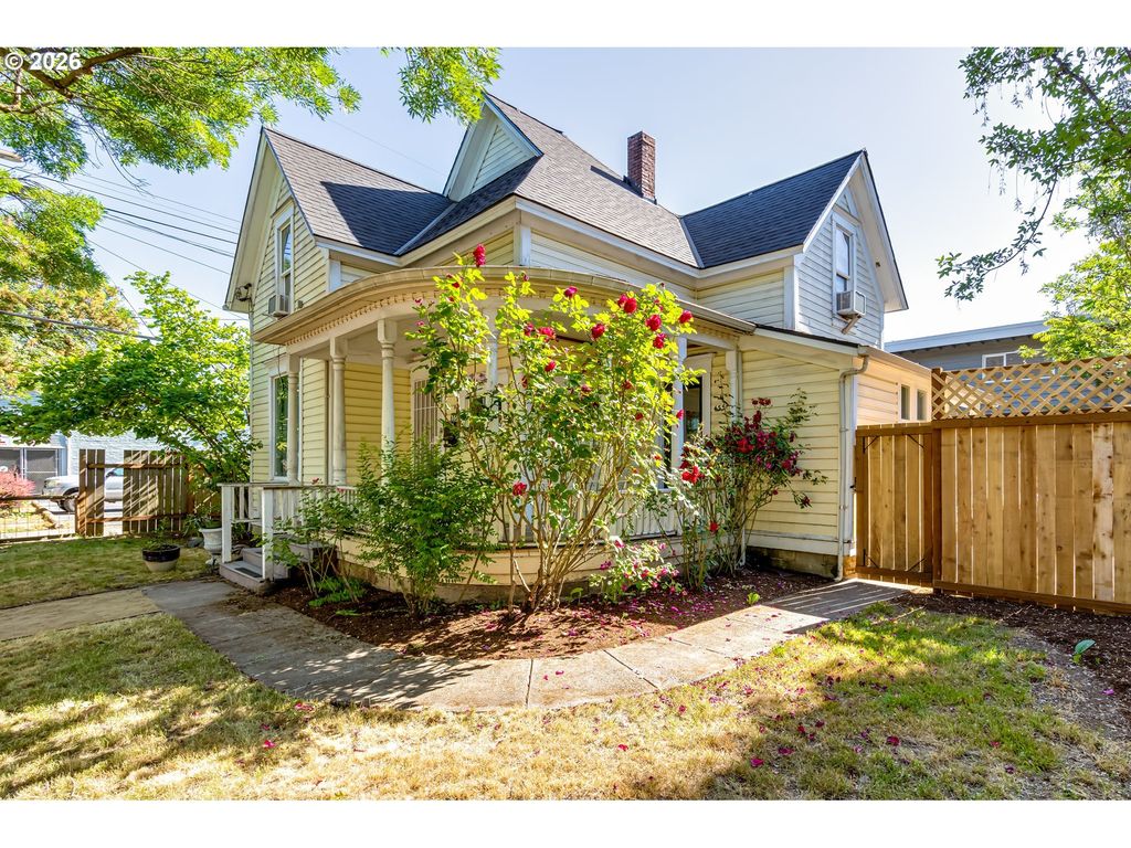 655 Monroe St, Eugene