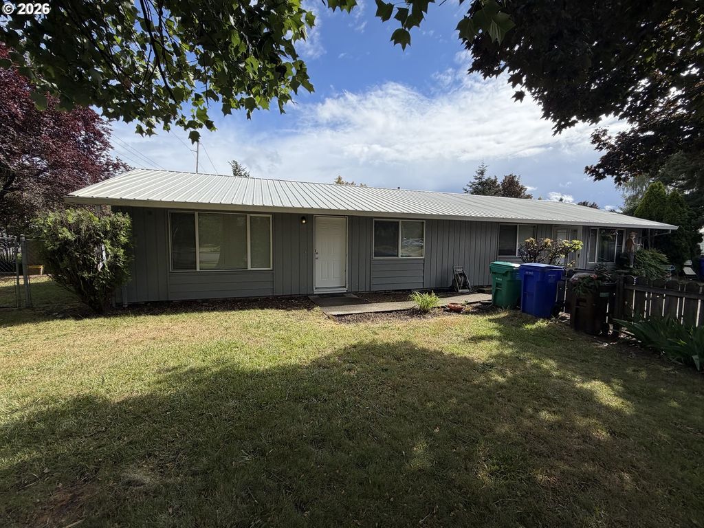 1760 Se 9th St, Gresham